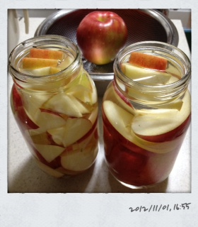 リンゴ自家製酵母の仕込み